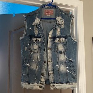 Men’s denim vest